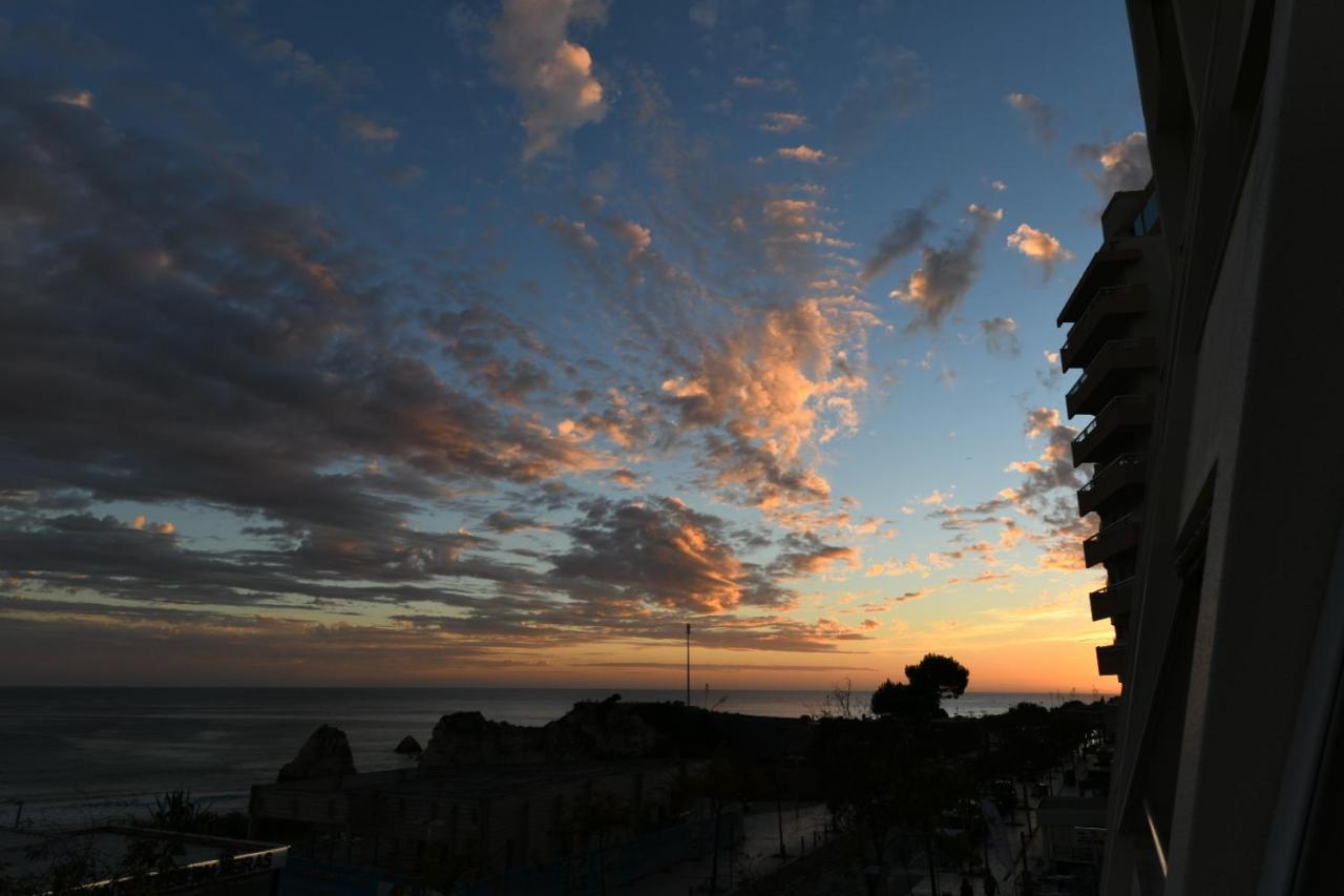 Portugal Algarve Beach Apartment Portimão Exterior photo
